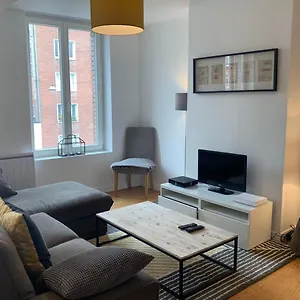 Centre - Beautiful Bright Apartment! Appartement